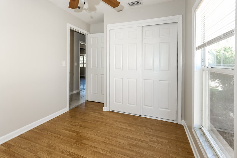 3,030/Mo, 926 S B Street Lake Worth Beach, FL 33460 Bedroom View 6