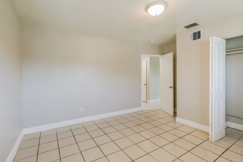 2,420/Mo, 6530 Miramar Parkway Miramar, FL 33023 Main Bedroom View 2
