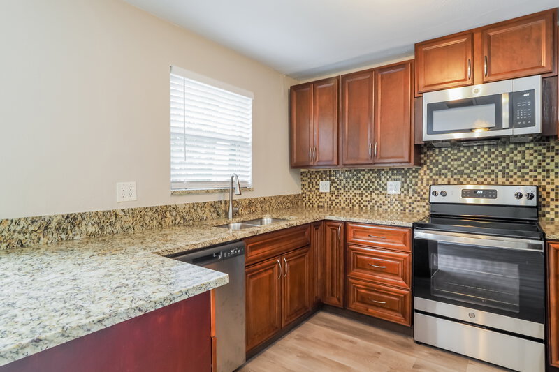 2,430/Mo, 3705 William Street West Palm Beach, FL 33403 Kitchen View