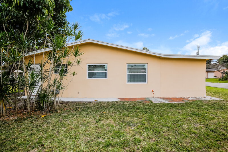 2,075/Mo, 6885 NW 27th Court Sunrise, FL 33313 Misc View 16