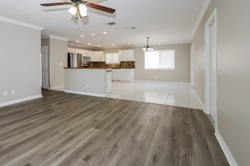 2,015/Mo, 1941 SE Oxmoor Terrace Port Saint Lucie, FL 34952 Living Room View