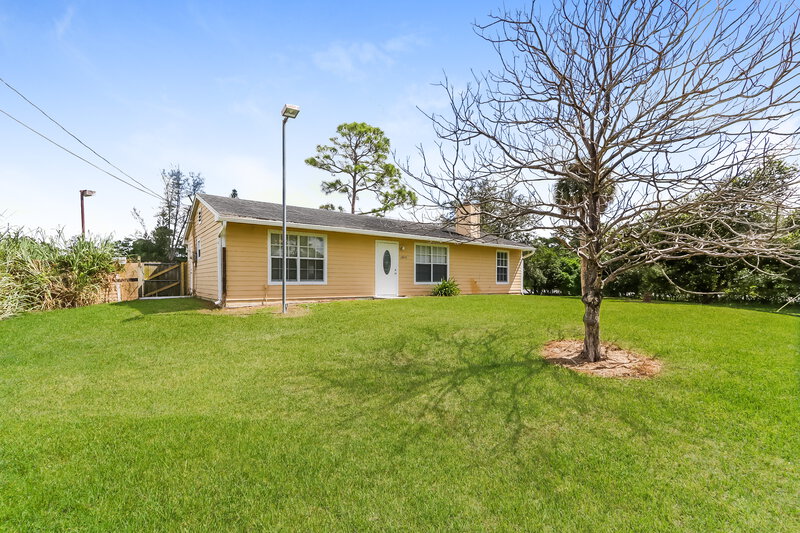 2,515/Mo, 11035 61st Street N West Palm Beach, FL 33412 Front View