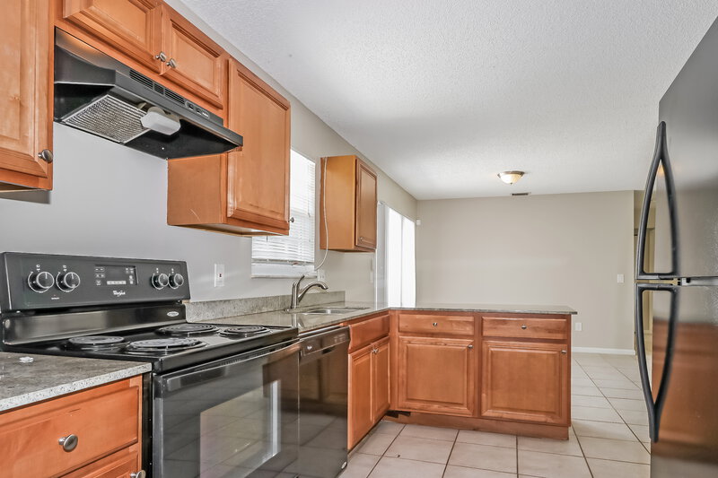 2,515/Mo, 11035 61st Street N West Palm Beach, FL 33412 Kitchen View