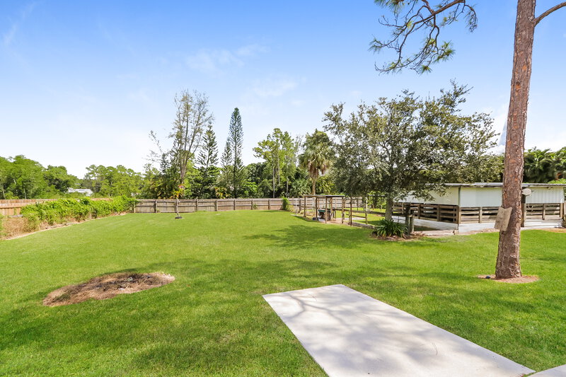 2,515/Mo, 11035 61st Street N West Palm Beach, FL 33412 Exterior View