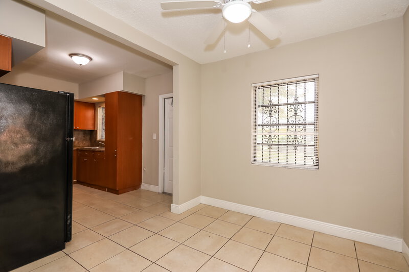 3,245/Mo, 15420 NW 27th Place Miami Gardens, FL 33054 Dining Room View