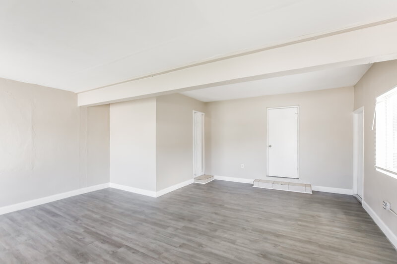 3,145/Mo, 1515 NW 7th Terrace Fort Lauderdale, FL 33311 Bedroom View 2
