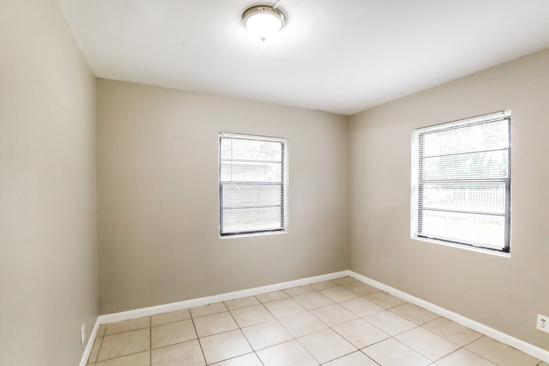 2,540/Mo, 1161 NW 139th Street Miami, FL 33168 Bedroom View