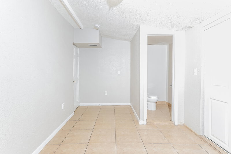 2,585/Mo, 1180 S Ridge Road Lantana, FL 33462 Main Bedroom View