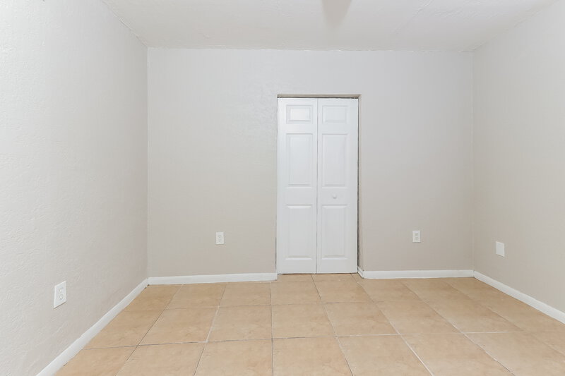 2,585/Mo, 1180 S Ridge Road Lantana, FL 33462 Bedroom View 2