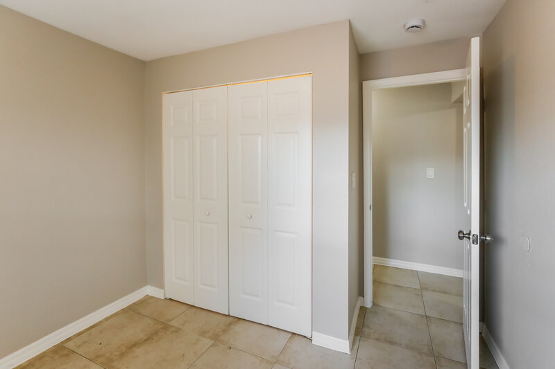 2,280/Mo, 2330 Nw 153 St Miami Gardens, FL 33054 Bedroom View 3