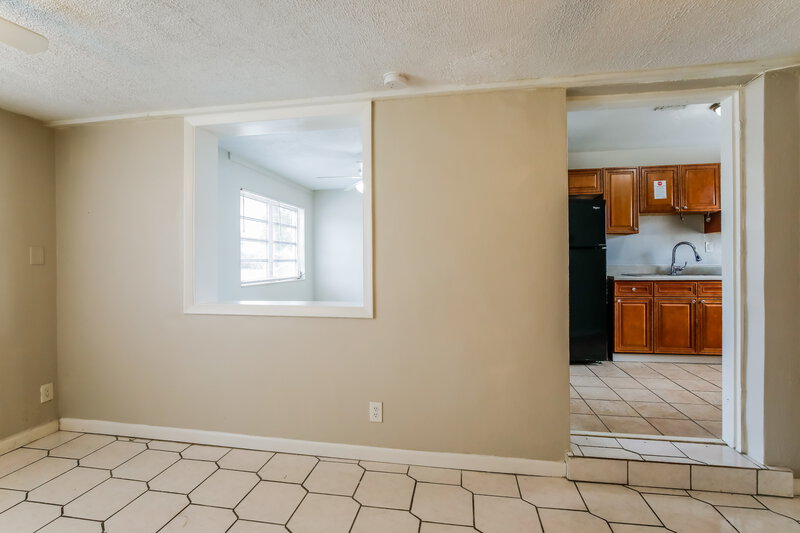 3,110/Mo, 2797 NE 12th Avenue Pompano Beach, FL 33064 Dining Room View 2