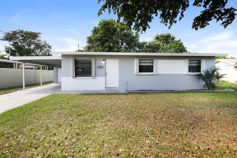 3,390/Mo, 1609 NW 16th Street Fort Lauderdale, FL 33311 External View