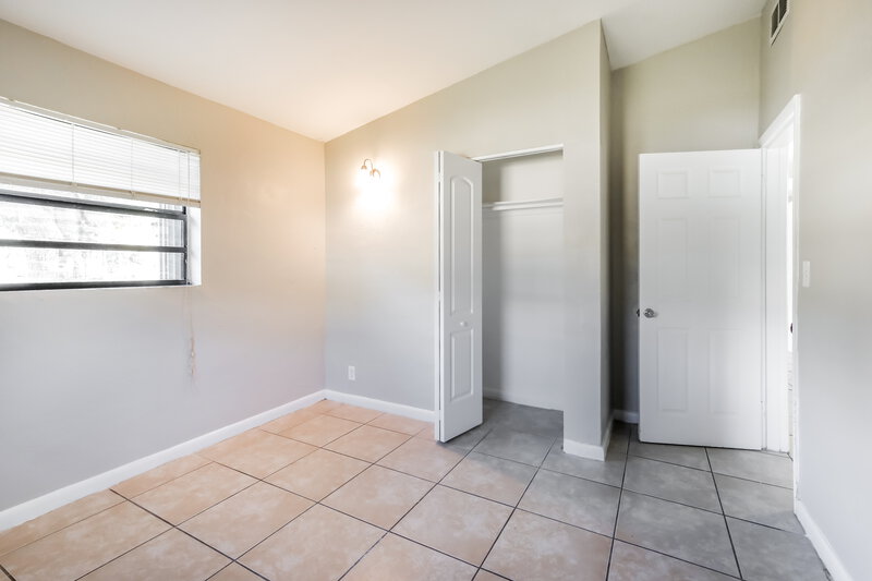 2,695/Mo, 1609 NW 16th Street Fort Lauderdale, FL 33311 Misc View 8