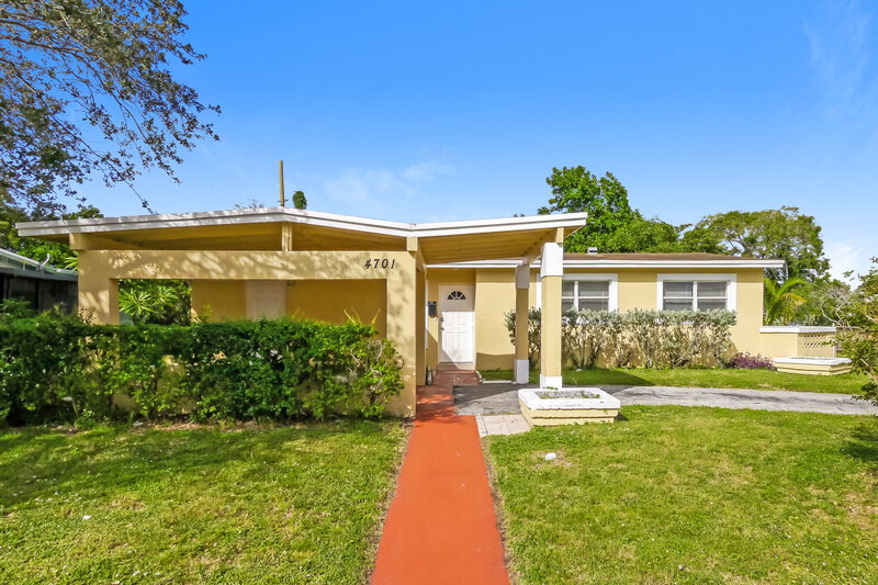 2,475/Mo, 4701 NW 11th Place Lauderhill, FL 33313 External View