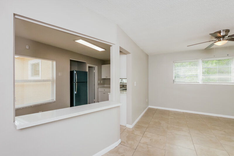 2,475/Mo, 4701 NW 11th Place Lauderhill, FL 33313 Dining Room View