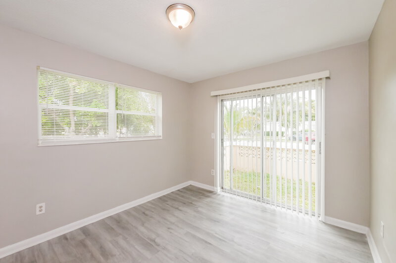 2,475/Mo, 4701 NW 11th Place Lauderhill, FL 33313 Main Bedroom View