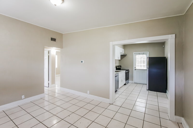 2,705/Mo, 1100 NW 143rd Street Miami, FL 33168 Misc View 5