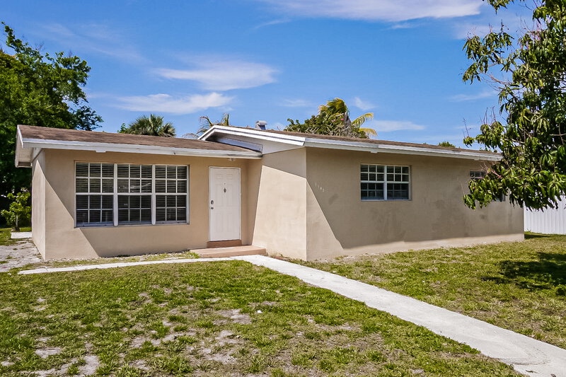 2,515/Mo, 1107 Nw 15 Ct Fort Lauderdale, FL 33311 External View