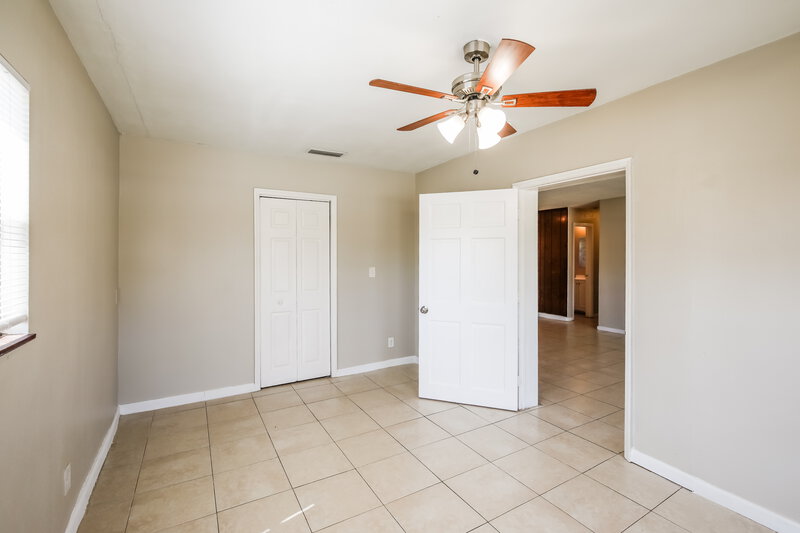 3,110/Mo, 841 NE 51st Court Deerfield Beach, FL 33064 Main Bedroom View