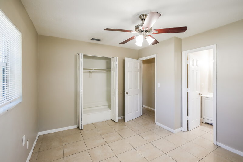 3,110/Mo, 841 NE 51st Court Deerfield Beach, FL 33064 Bedroom View