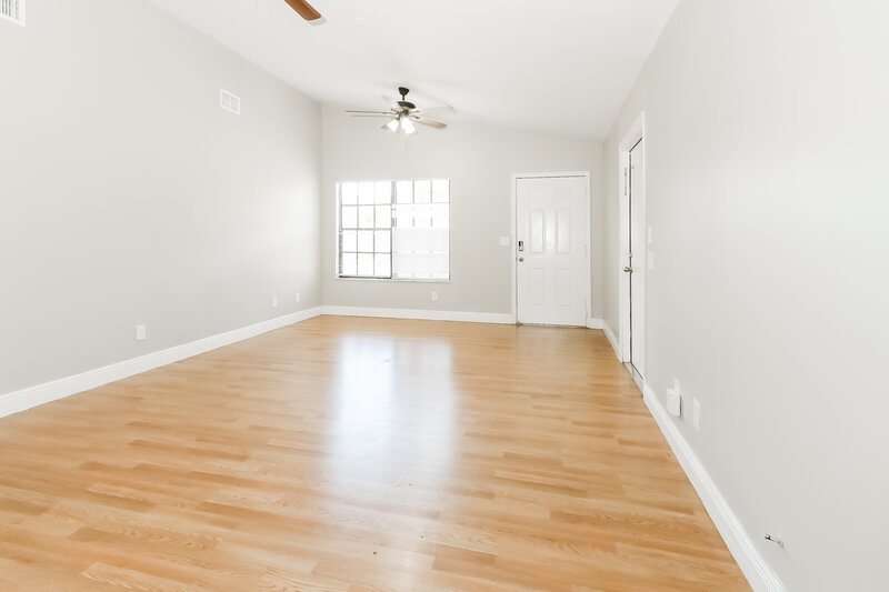 2,150/Mo, 360 Melton Drive Fort Pierce, FL 34982 Living Room View 2