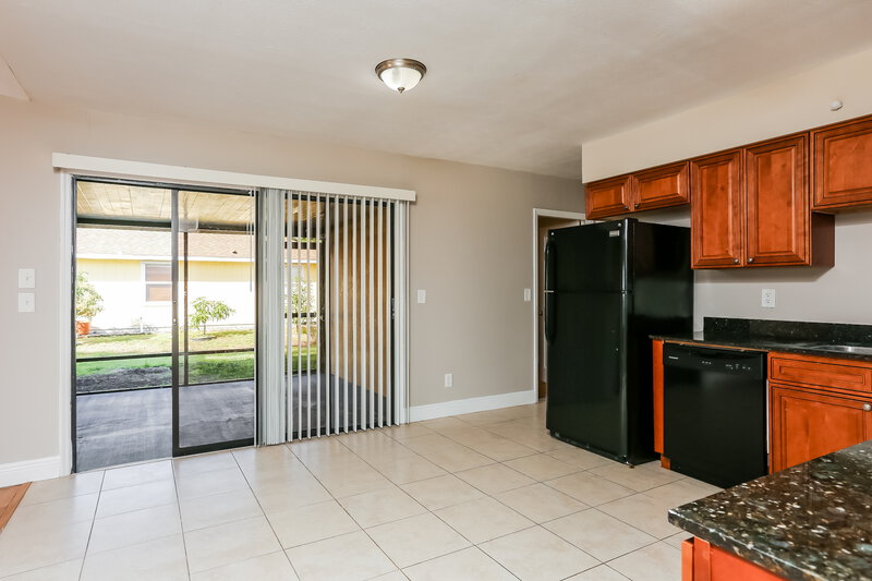 2,335/Mo, 360 Melton Drive Fort Pierce, FL 34982 Dining Room View
