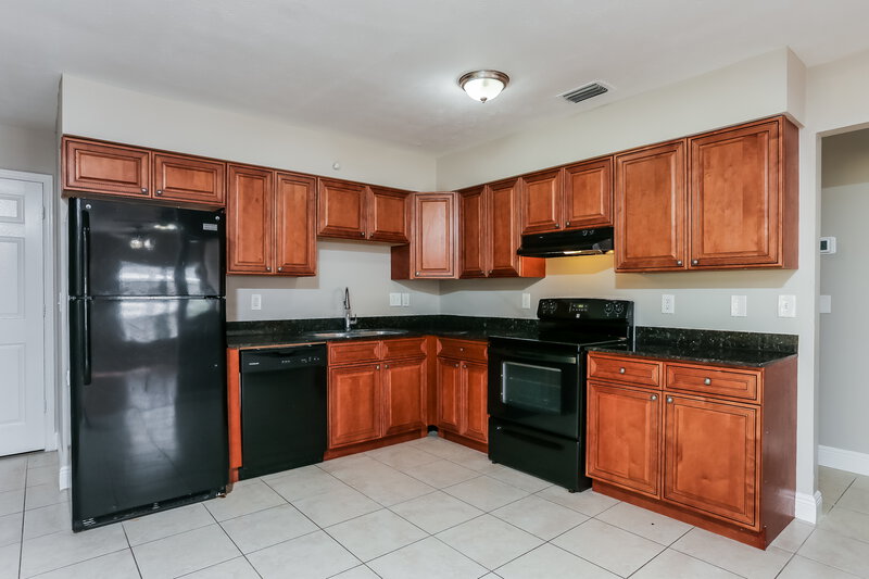 2,335/Mo, 360 Melton Drive Fort Pierce, FL 34982 Kitchen View