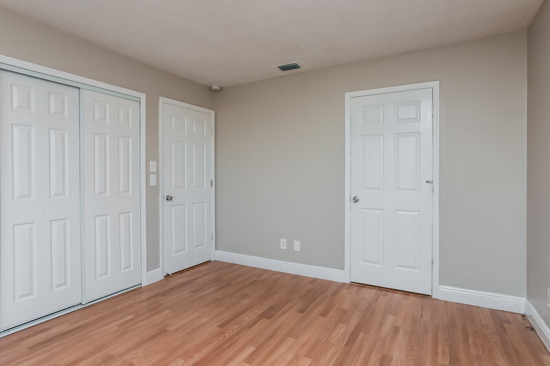 2,335/Mo, 360 Melton Drive Fort Pierce, FL 34982 Main Bedroom View