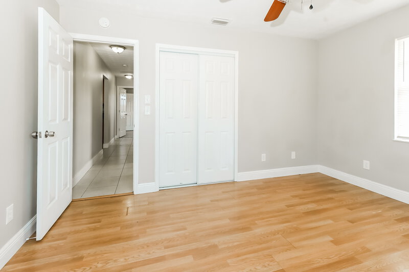 2,150/Mo, 360 Melton Drive Fort Pierce, FL 34982 Bedroom View 2