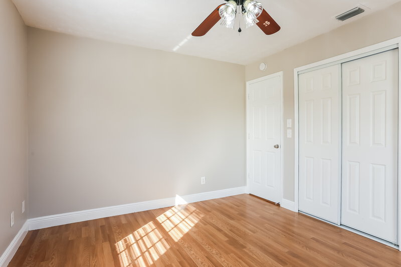 2,335/Mo, 360 Melton Drive Fort Pierce, FL 34982 Bedroom View 4