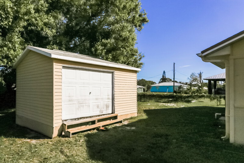 2,335/Mo, 360 Melton Drive Fort Pierce, FL 34982 Rear View