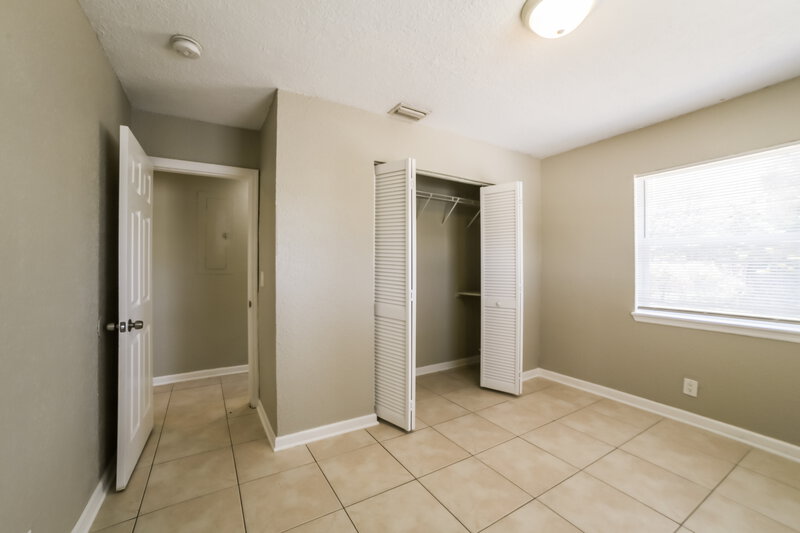 2,225/Mo, 1522 NW 10th Avenue Fort Lauderdale, FL 33311 Bedroom View