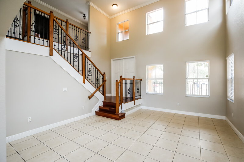 4,860/Mo, 2801 SW 152nd Ct Miami, FL 33185 Living Room View 2