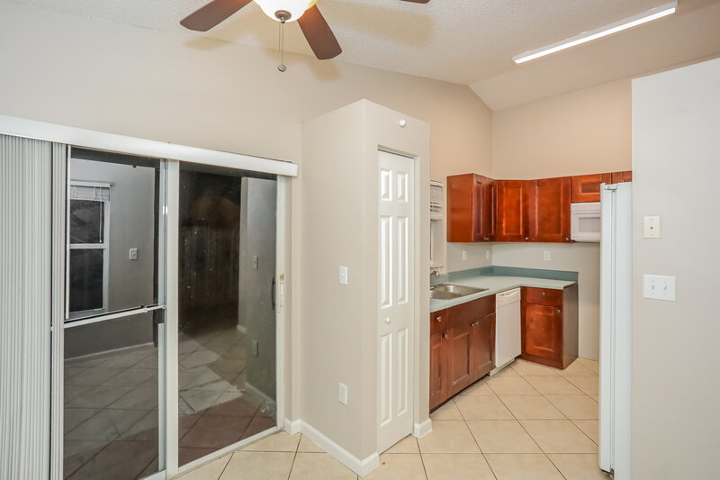 4,020/Mo, 14982 SW 143rd Ter Miami, FL 33196 Floorplan View