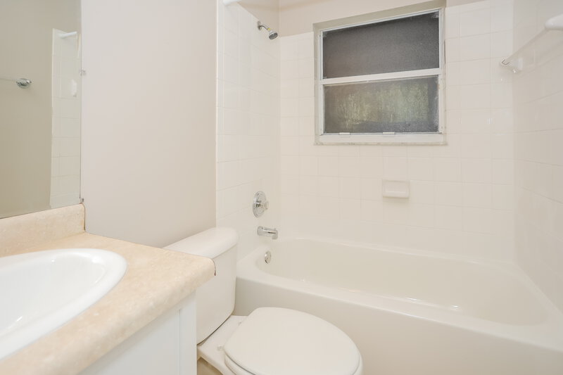 4,020/Mo, 14982 SW 143rd Ter Miami, FL 33196 Misc View 10