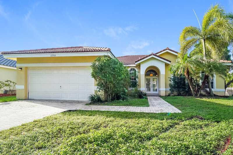3,695/Mo, 12160 NW 26th St Plantation, FL 33323 External View