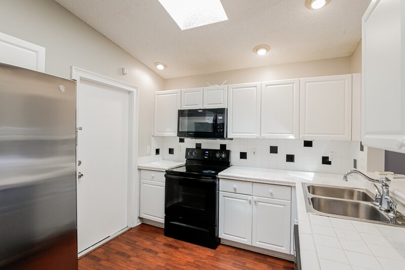 2,955/Mo, 10639 Palm Spring Dr Boca Raton, FL 33428 Kitchen View