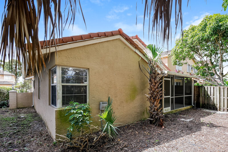 2,955/Mo, 10639 Palm Spring Dr Boca Raton, FL 33428 Rear View