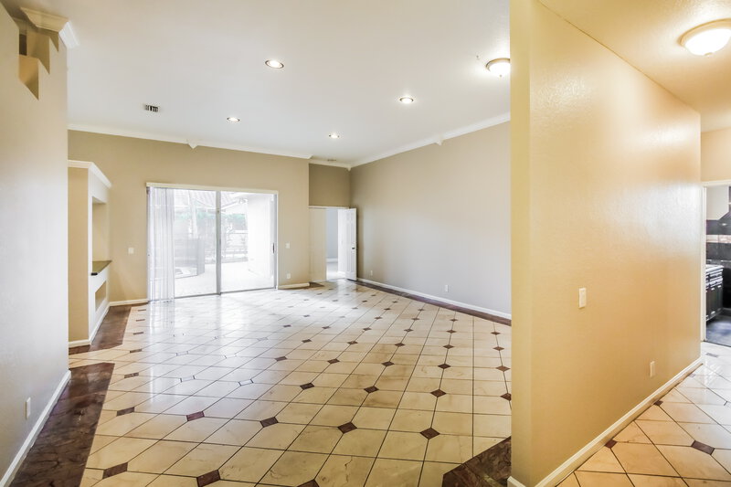 3,905/Mo, 5350 NW 57th Ave Coral Springs, FL 33067 Living Room View