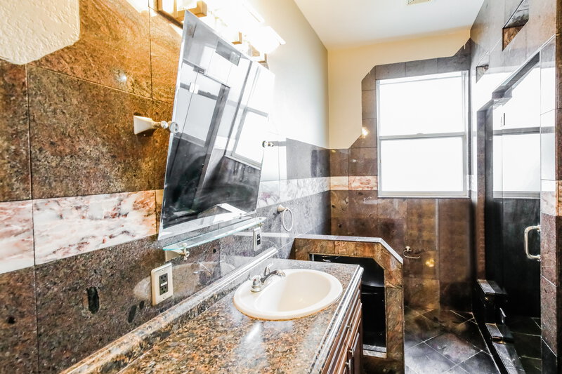3,905/Mo, 5350 NW 57th Ave Coral Springs, FL 33067 Bathroom View