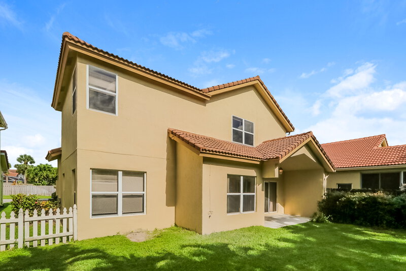 4,080/Mo, 7678 Oakboro Dr Lake Worth, FL 33467 Rear View 2