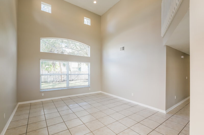 3,370/Mo, 333 SW 195th Ave Pembroke Pines, FL 33029 Living Room View
