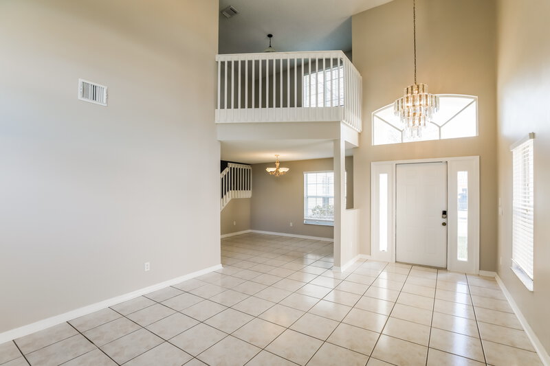 3,370/Mo, 333 SW 195th Ave Pembroke Pines, FL 33029 Living Room View 2