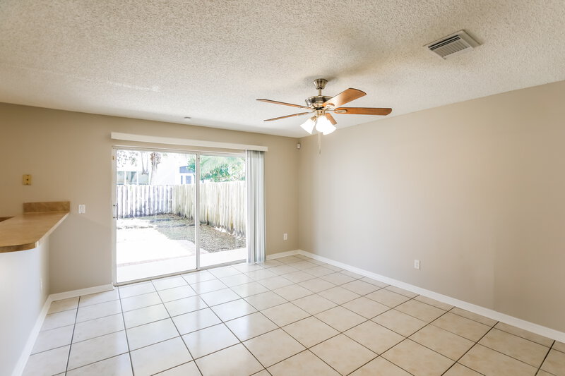 3,370/Mo, 333 SW 195th Ave Pembroke Pines, FL 33029 Family Room View