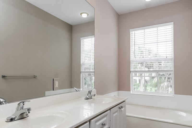 2,950/Mo, 486 Capistrano Dr Palm Beach Gardens, FL 33410 Misc View 11