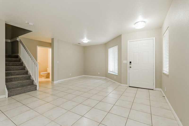 2,635/Mo, 6168 Whalton St West Palm Beach, FL 33411 Living Room View 2