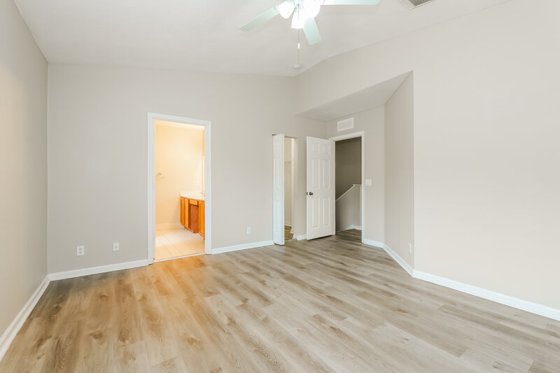 2,635/Mo, 6168 Whalton St West Palm Beach, FL 33411 Main Bedroom View 2