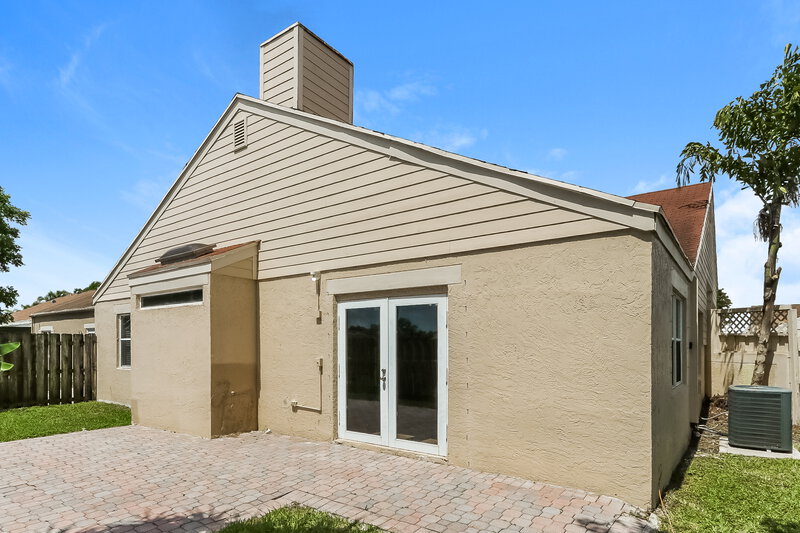 3,110/Mo, 23084 Old Inlet Bridge Dr Boca Raton, FL 33433 Rear View 2