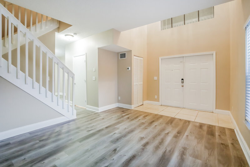 3,045/Mo, 11165 NW 34th Ct Coral Springs, FL 33065 Living Room View 2