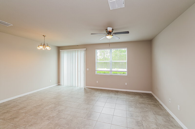 2,565/Mo, 3510 Joshua Tree St Palm Springs, FL 33461 Living Room View